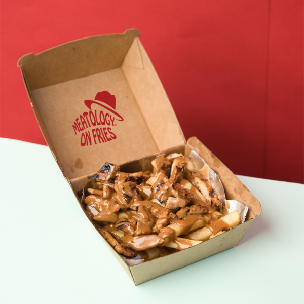 CHICKEN ON FRIES